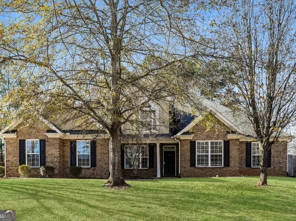 389 Glouchester Dr, Locust Grove, GA 30248