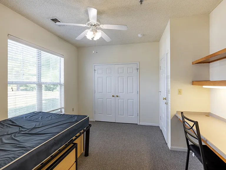 Cape Trails Apartments — Photo 13