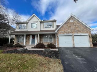4202 Maria Ln, Bethlehem, PA 18017