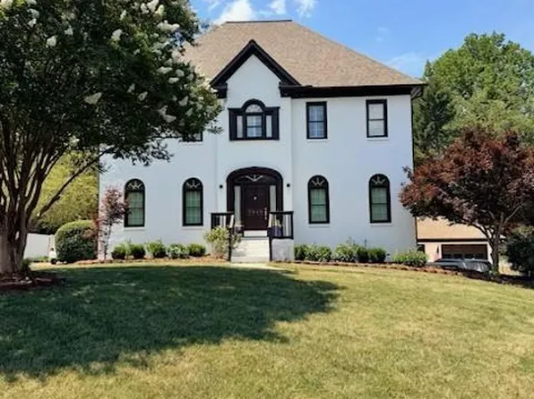 7049 Orchard Path Dr, Clemmons, NC 27012