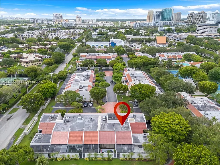 8087 SW 86th Ter #0 — Photo 21