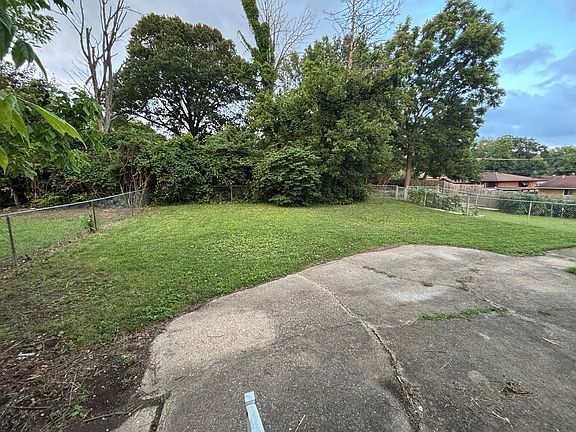 3rd image of 7860 Sequoia Ct