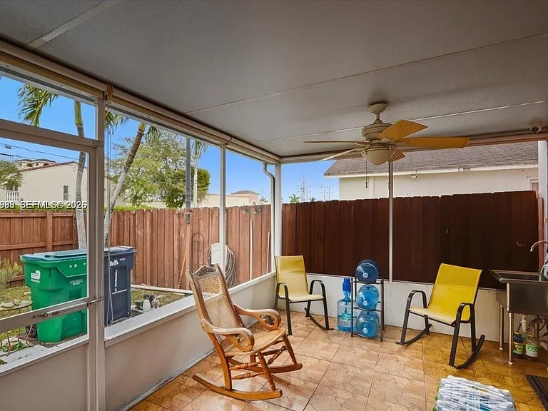 13741 SW 160th Ter — Photo 31