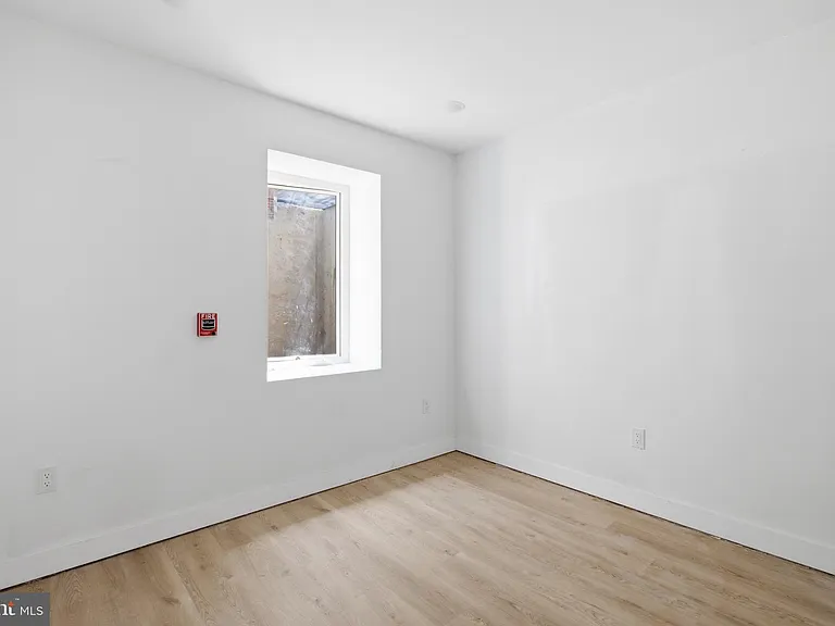 613 N Brooklyn St #3 — Photo 10