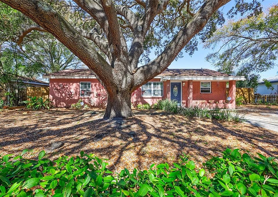 1st image of 4007 W WALLACE AVENUE