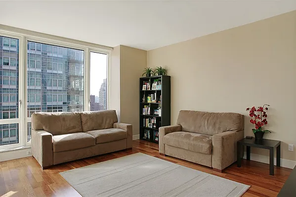 Rented by Corcoran | media 39