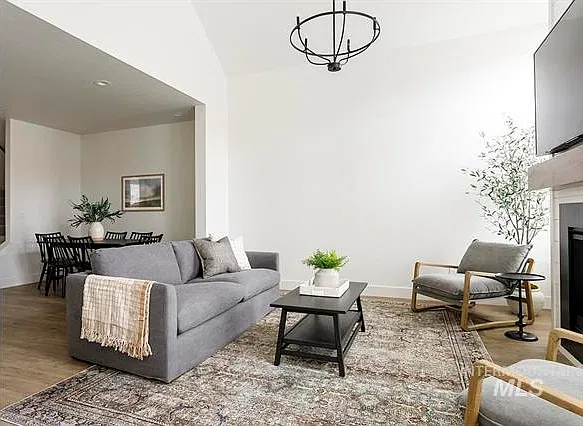 2 bed, 2.5 bath, 1612 sqft, $2,900 — Photo 3