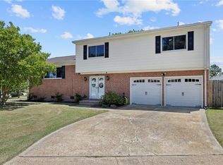 1338 Acredale Rd, Virginia Beach, VA 23464