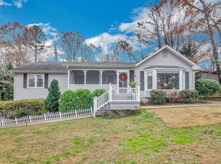 132 Bramble Oak Dr, Woodstock, GA