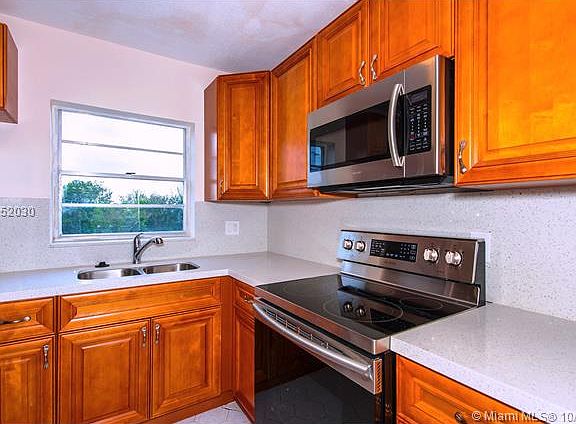 2nd image of 3048 Sunrise Lakes Dr E APT 321
