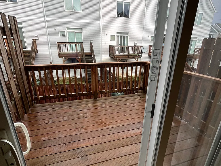 5377 SW Golden Gate Way — Photo 16
