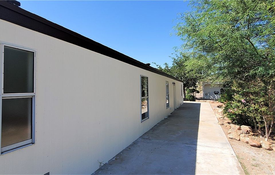 3244 N Kelvin Rd Golden Valley AZ | Zillow