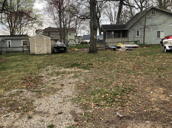 Gun Lake Mi Real Estate 34 Homes For Sale Zillow