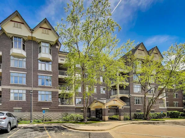 425 Village Grn Unit 508, Lincolnshire, IL 60069