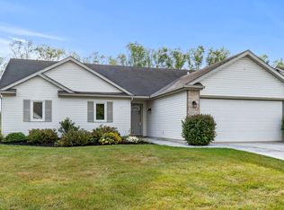 8304 Red Shank Ln, Fort Wayne, IN 46825