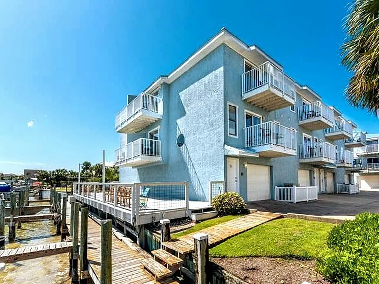 22 Moreno Point Rd #ID1285898P — Photo 53