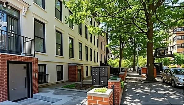 64 Hawthorne St #2B — Photo 9