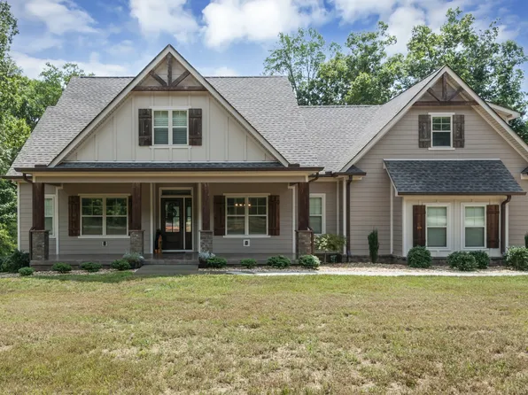 1405 Deal Rd, Burns, TN 37029