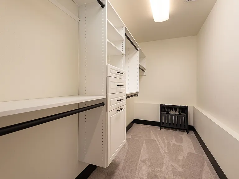2340 NW Bens Ct — Photo 22