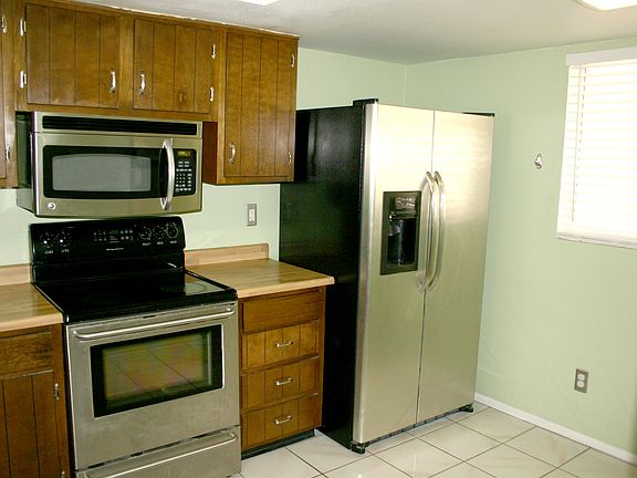 5th image of 13405 N 26th Ave
