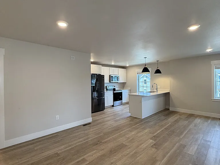 6105 Elysian Rd #201 — Photo 6