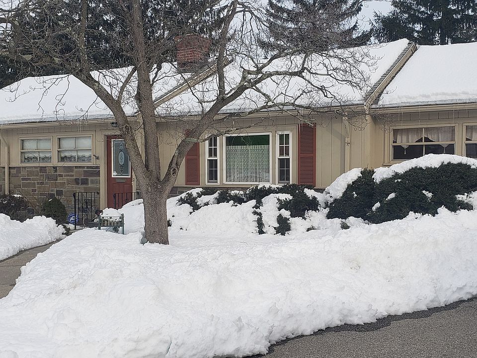 1st image of 3 Salem Dr