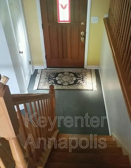 1911 Fohner Pl — Photo 6