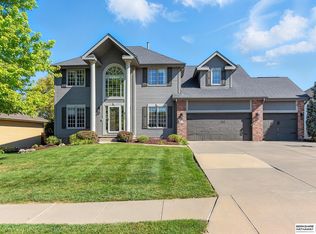 17318 Spencer St, Omaha, NE 68116