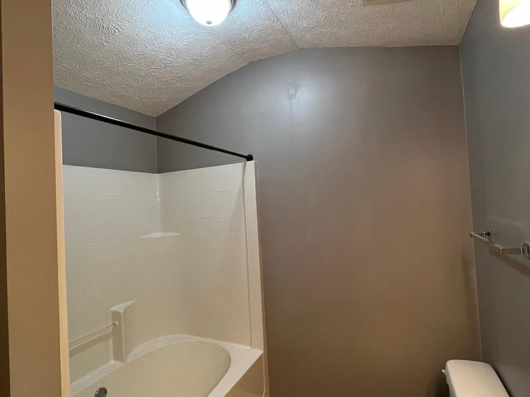 2108 Winding Oak Dr — Photo 14