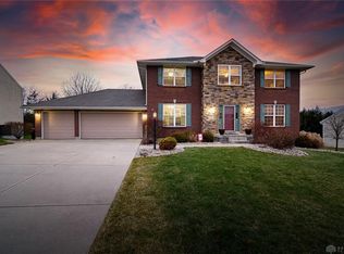 65 Wells Dr, Springboro, OH 45066