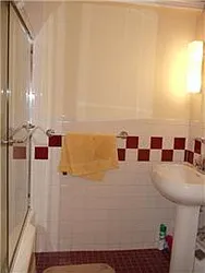 Rented by R New York
