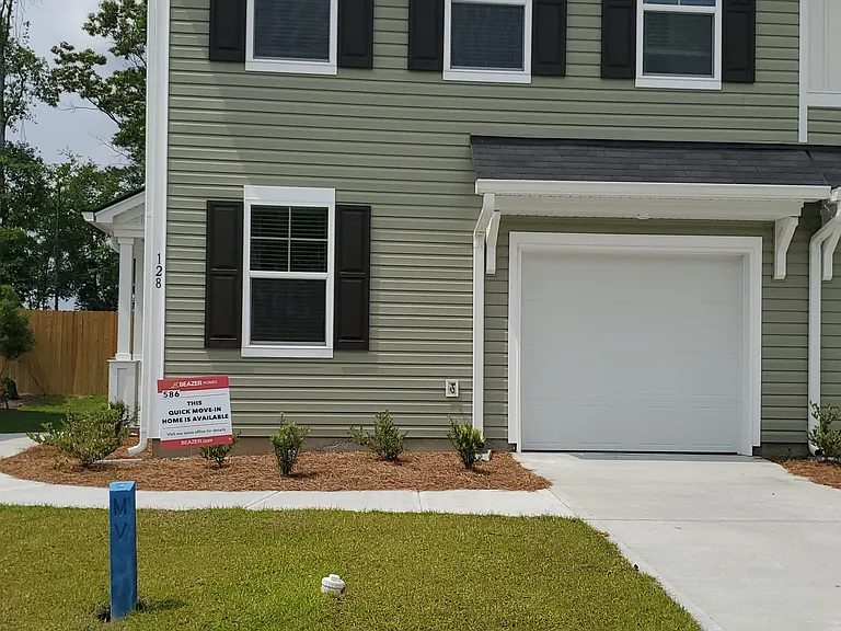 128 Benelli Dr #128 — Photo 2