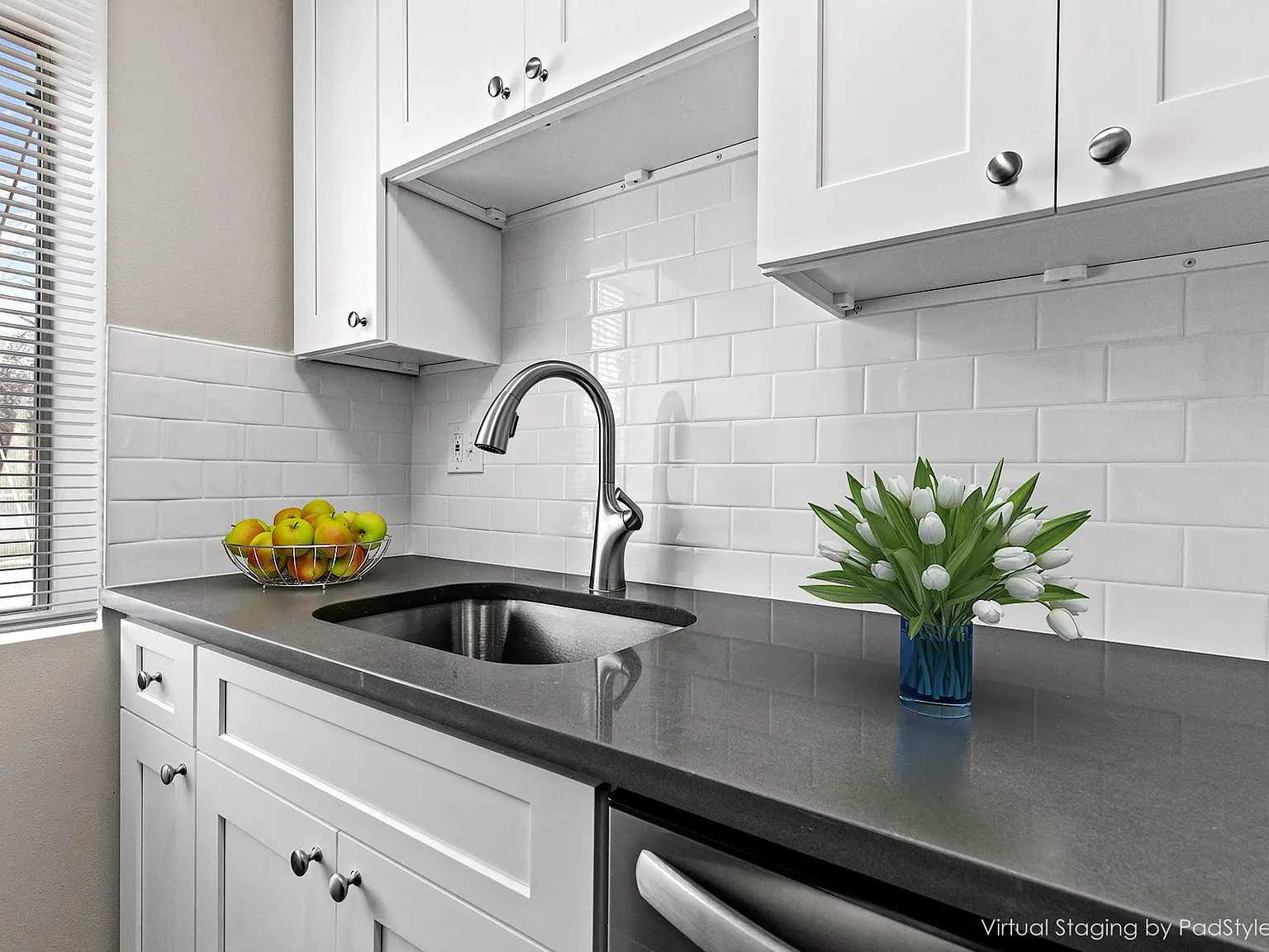 Camelot Apartments — Photo 3