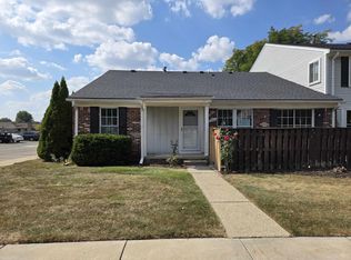 39551 Heatherheath Dr, Clinton Township, MI 48038