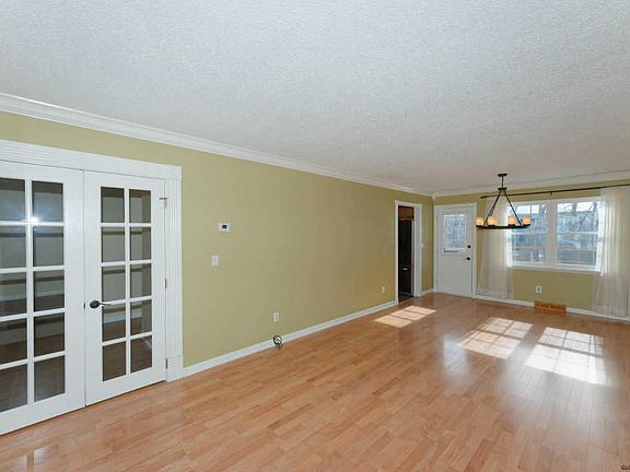 5th image of 14 Mountaindale Ct