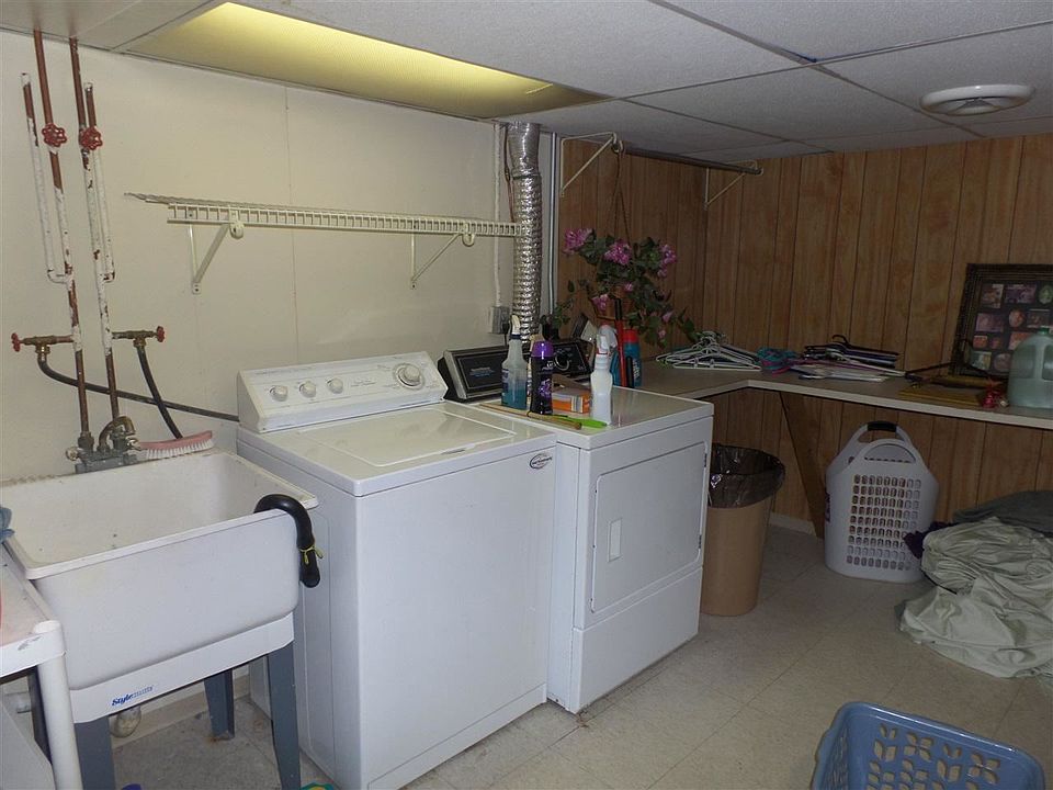 2nd image of 8680 Forest Ct