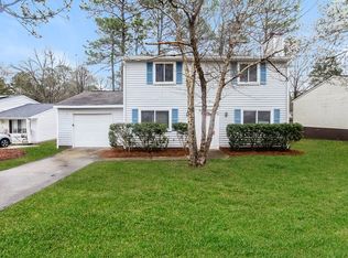 5 Forestgate Ct, Columbia, SC 29212