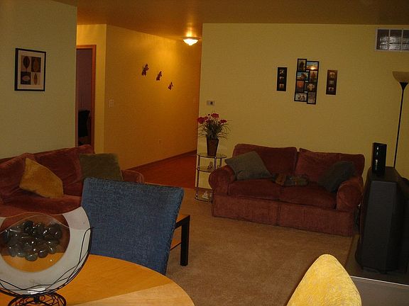 2nd image of 2435 Sheehan Dr Unit 102