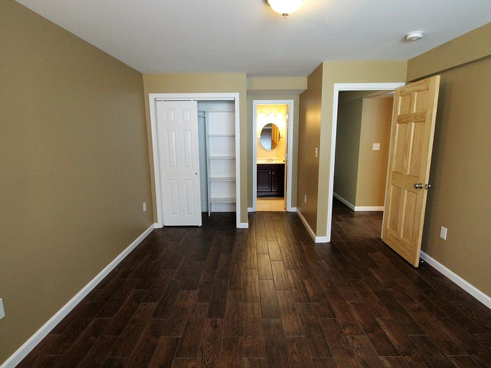 1st image of 623 23rd St S APT 1A