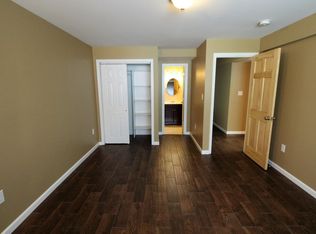 623 23rd St S APT 1A, Arlington, VA