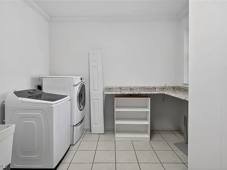 5541 Harborage Dr — Photo 39