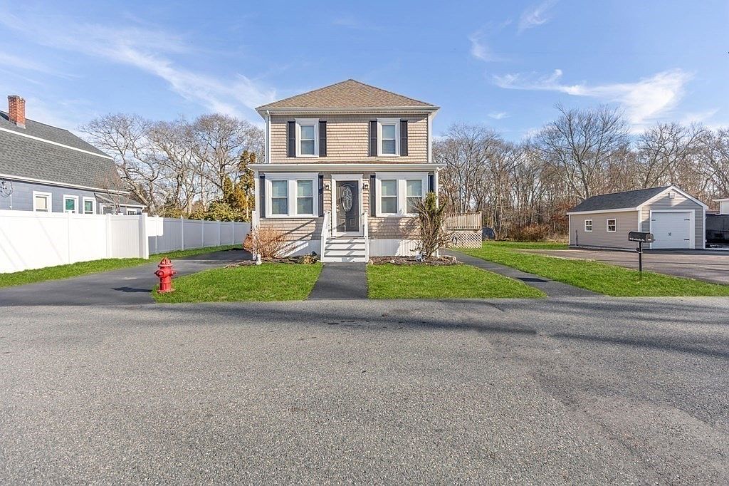 46 Coulombe St, MA 02743 Zillow