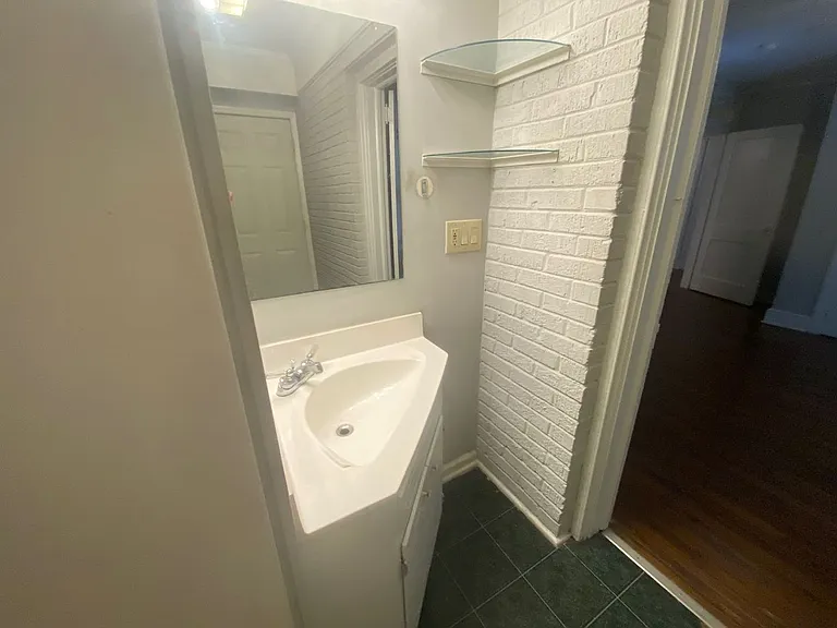 424 S Holly St — Photo 14