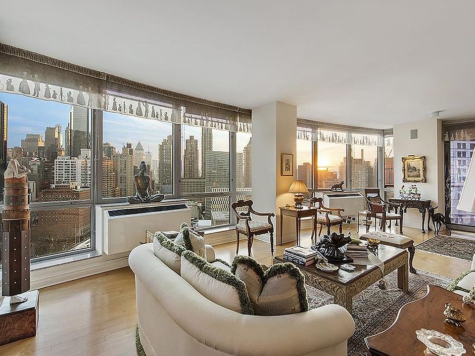 1st image of 1965 Broadway APT 22