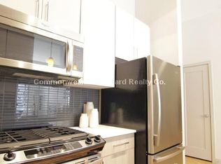 360 D St #10B, Boston, MA 02210