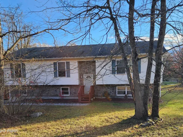 195 Williams Ln, Scotrun, PA 18355