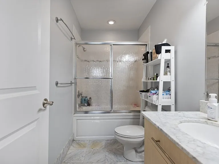 152 Old Colony Ave #15 — Photo 13