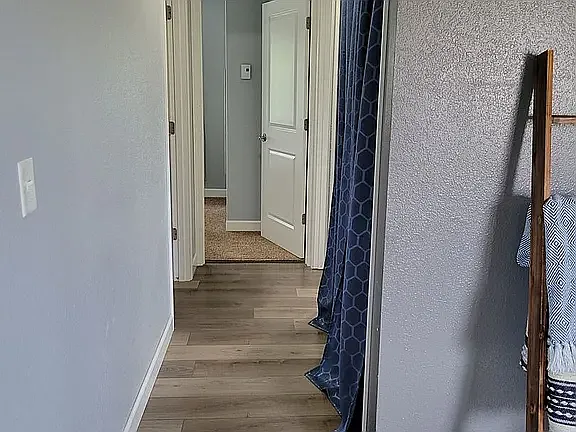 2 bed, 1075 sqft, $1,610 — Photo 4