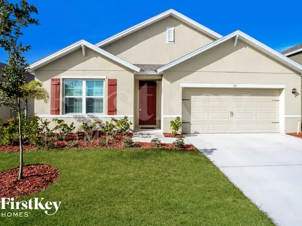 915 Newton Cir, Rockledge, FL 32955