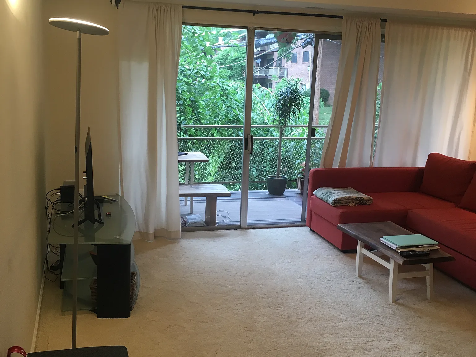 1 bed, 671 sqft, $1,750 — Photo 3